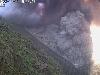 Forte esplosione a Stromboli: imponente colonna di fumo e cenere