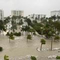 Uragano Ian a piena forza in Florida, l'oceano sta invadendo la terra